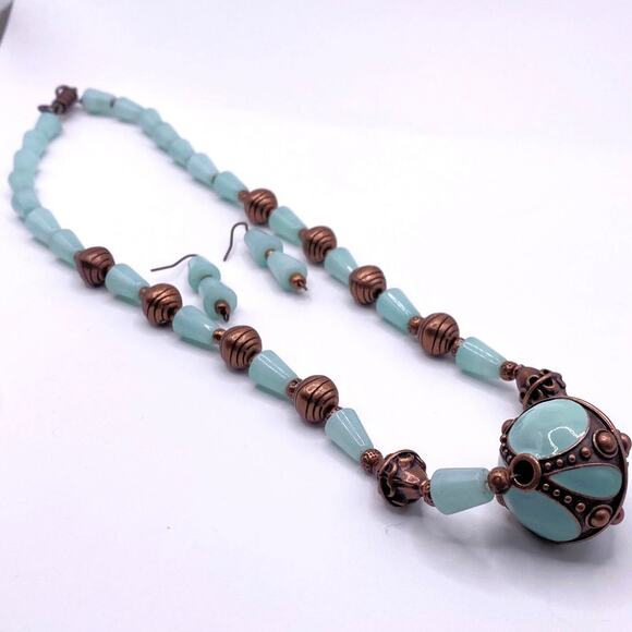 Vntg Handmade Amazonite Gemstones Necklace 18”with Enamel Pendant and Earrings - Picture 4 of 8